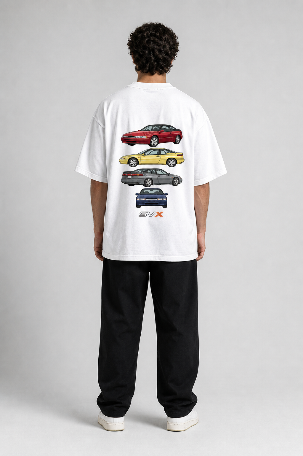 Camiseta Touge Subaru SVX branca, foto no modelo